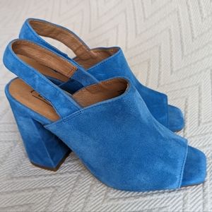 L'Intervalle Blue Suede Heels, Size 36